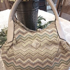 Vera Wang handbag💕less shipping